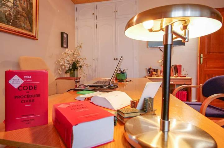 Bureau d'avocat Brunoy