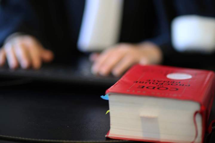 Défense rigoureuse de vos libertés devant les juridictions compétentes